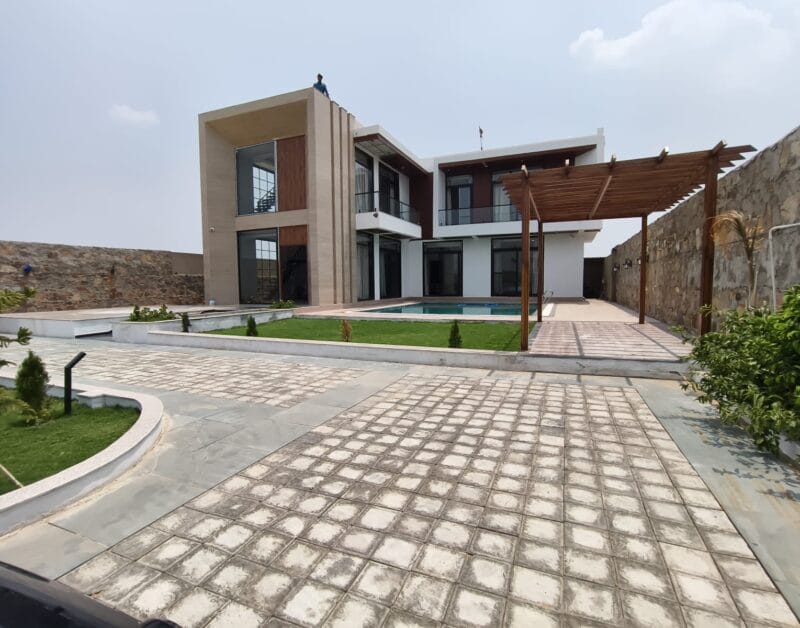 Zivara Farm | 6 BHK Farm Stay With Pool & Garden