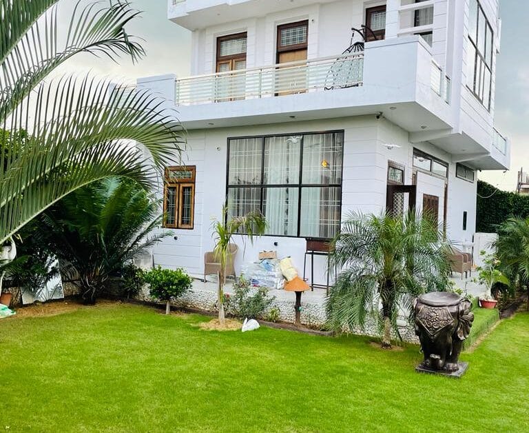 3 BHK Farm with Rooftop in Kanota Dam